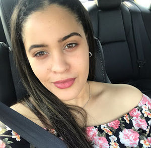 Meet your Posher, Eva isamar